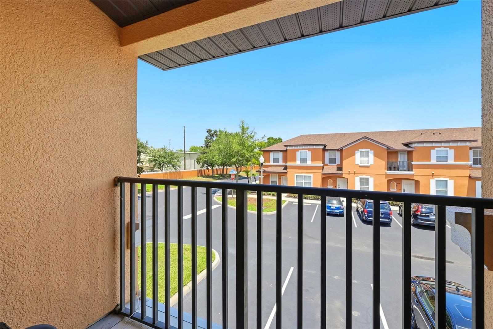 REGAL OAKS AT OLD TOWN - Residential