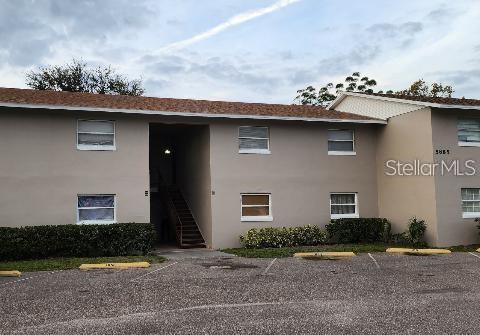 Great opportunity to own this 2-bedroom, 1-bath condo in the desirable Lake Barton Villas community. Featuring ceramic tile flooring throughout, an open living area, and a convenient location near SR-408, Highway 50, Downtown Orlando, shopping, dining, and Orlando International Airport. Perfect as a primary residence or investment property.