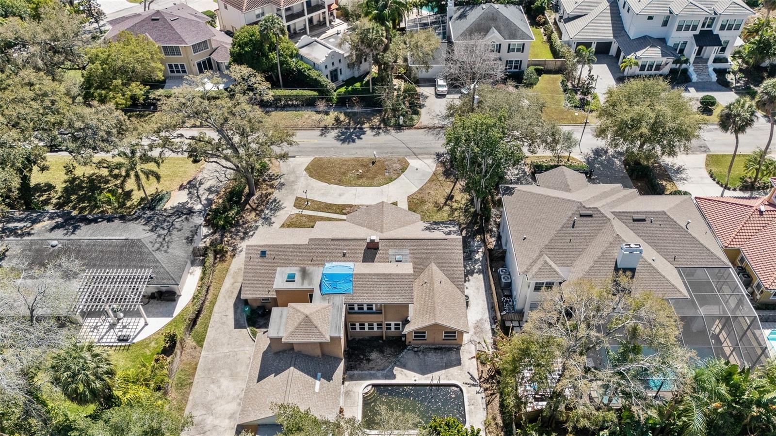 WESTWEGO - Land