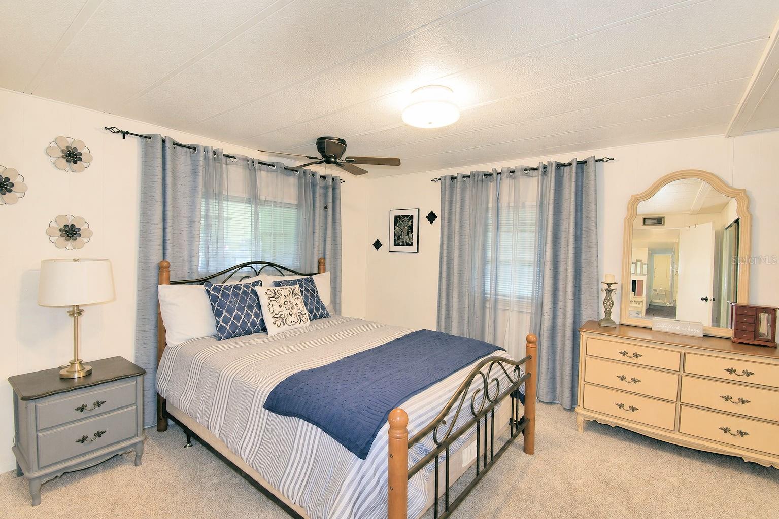 OAKWOOD ESTATES - Residential