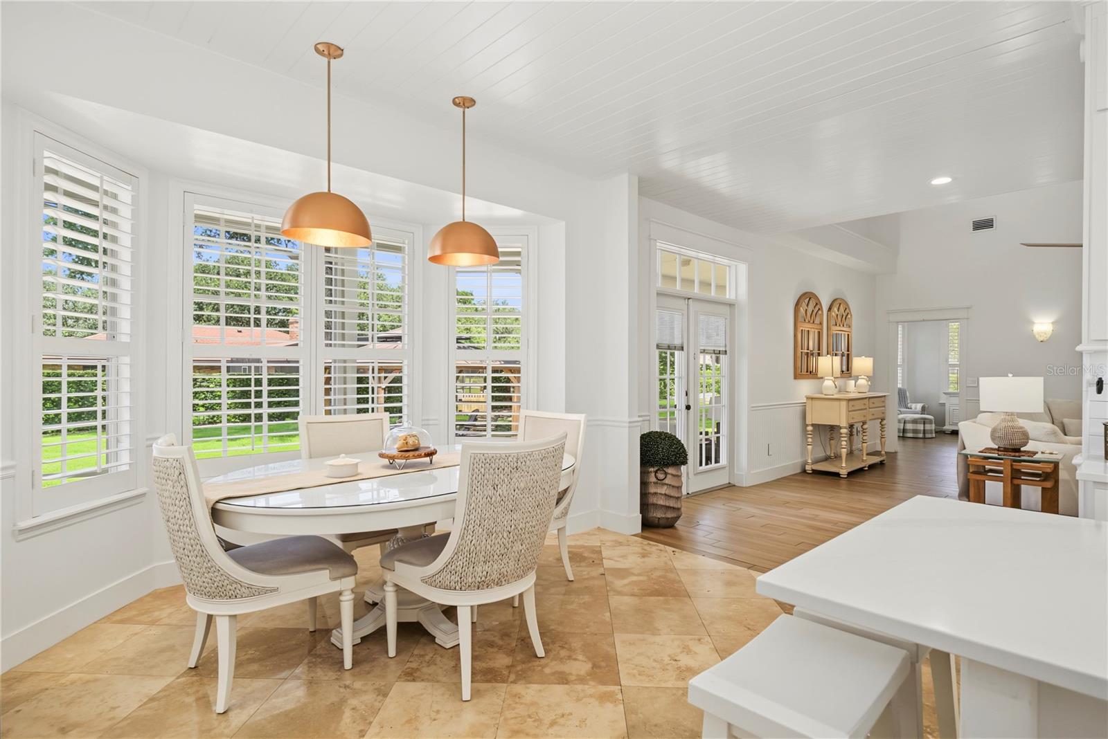HILLCREST - Residential