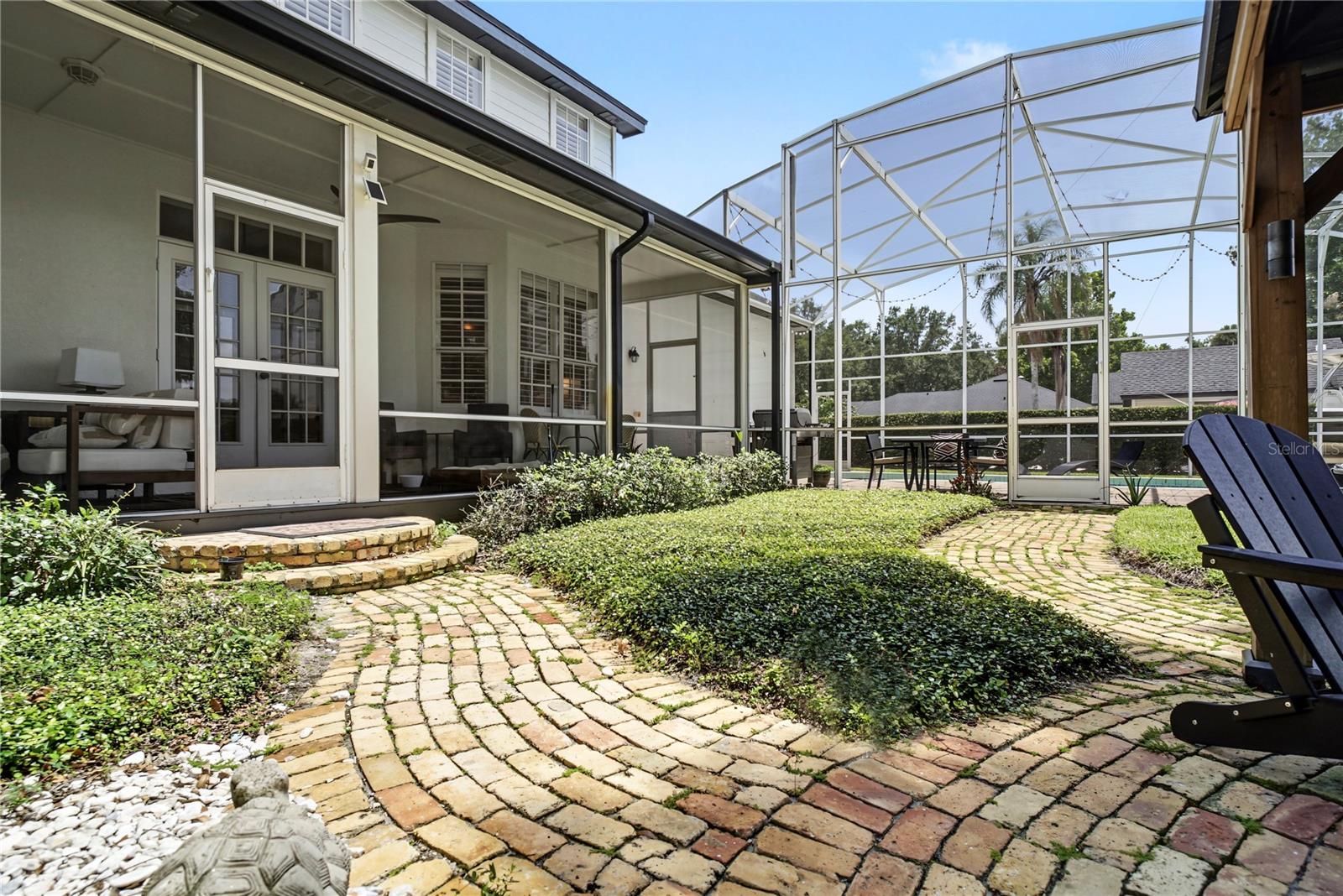 HILLCREST - Residential