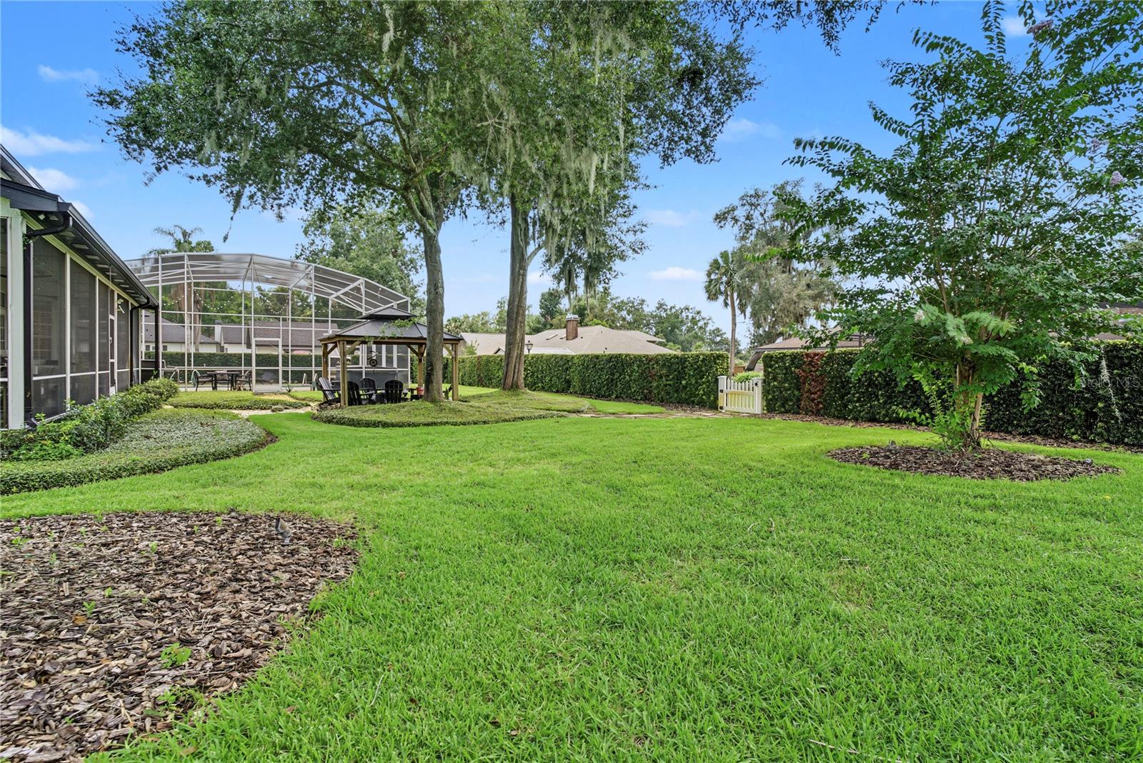 HILLCREST - Residential