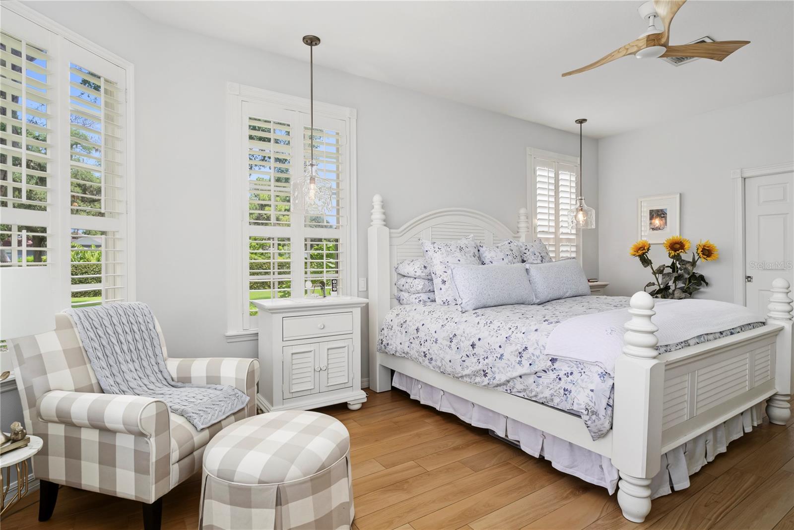 HILLCREST - Residential