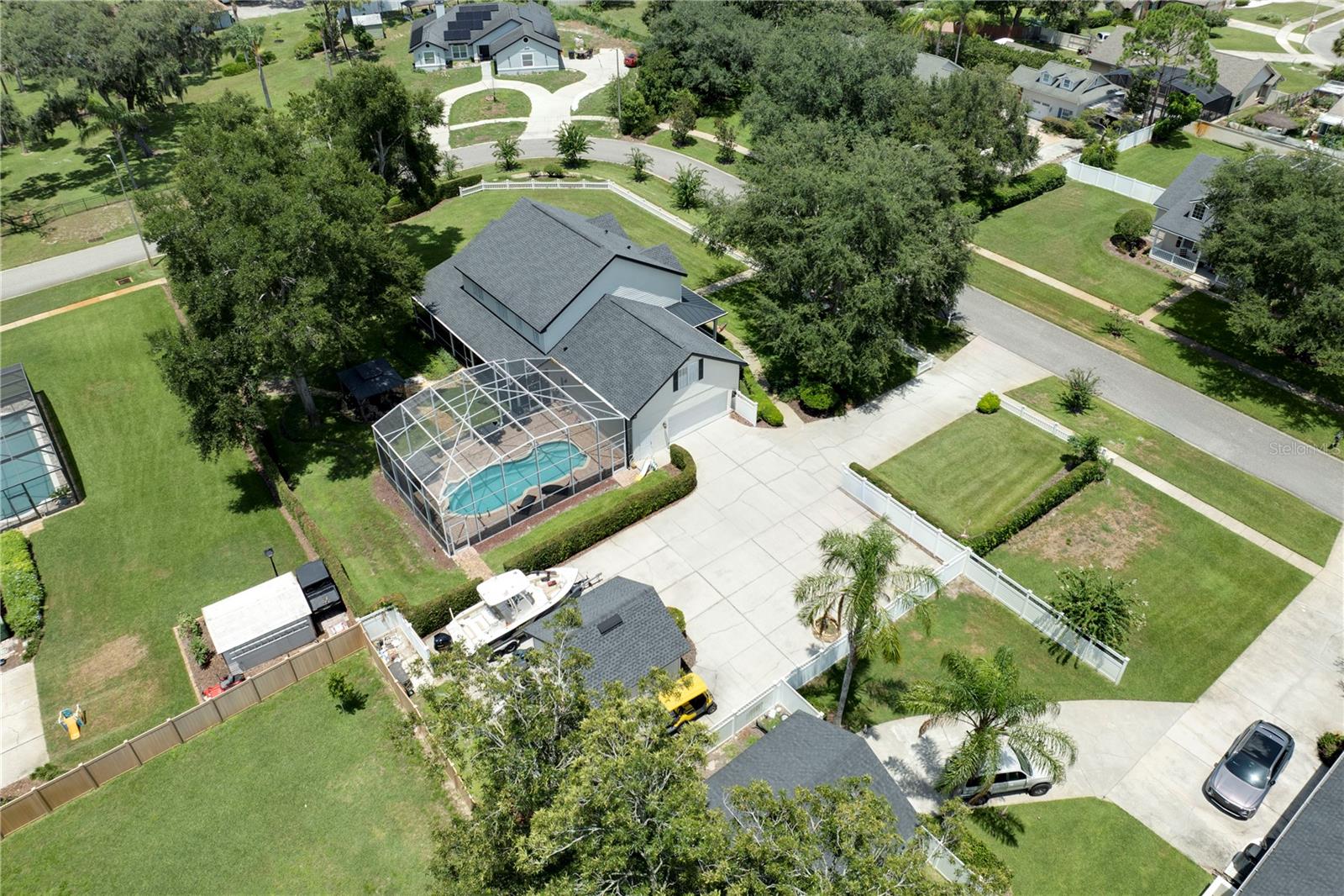 HILLCREST - Residential