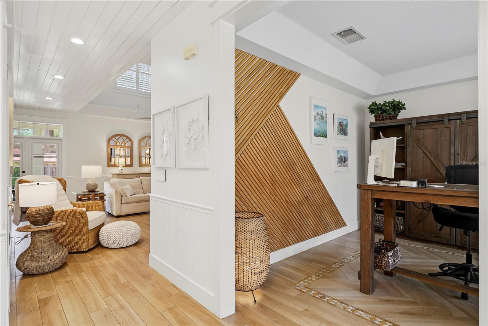 HILLCREST - Residential