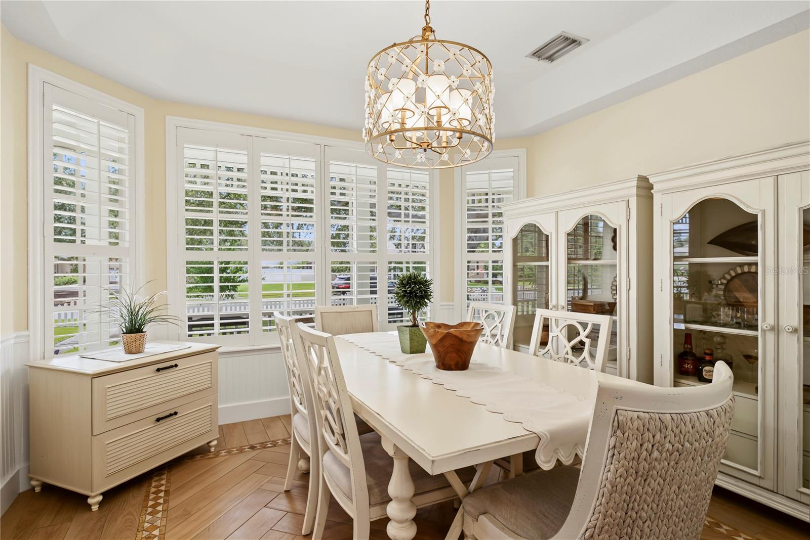 HILLCREST - Residential