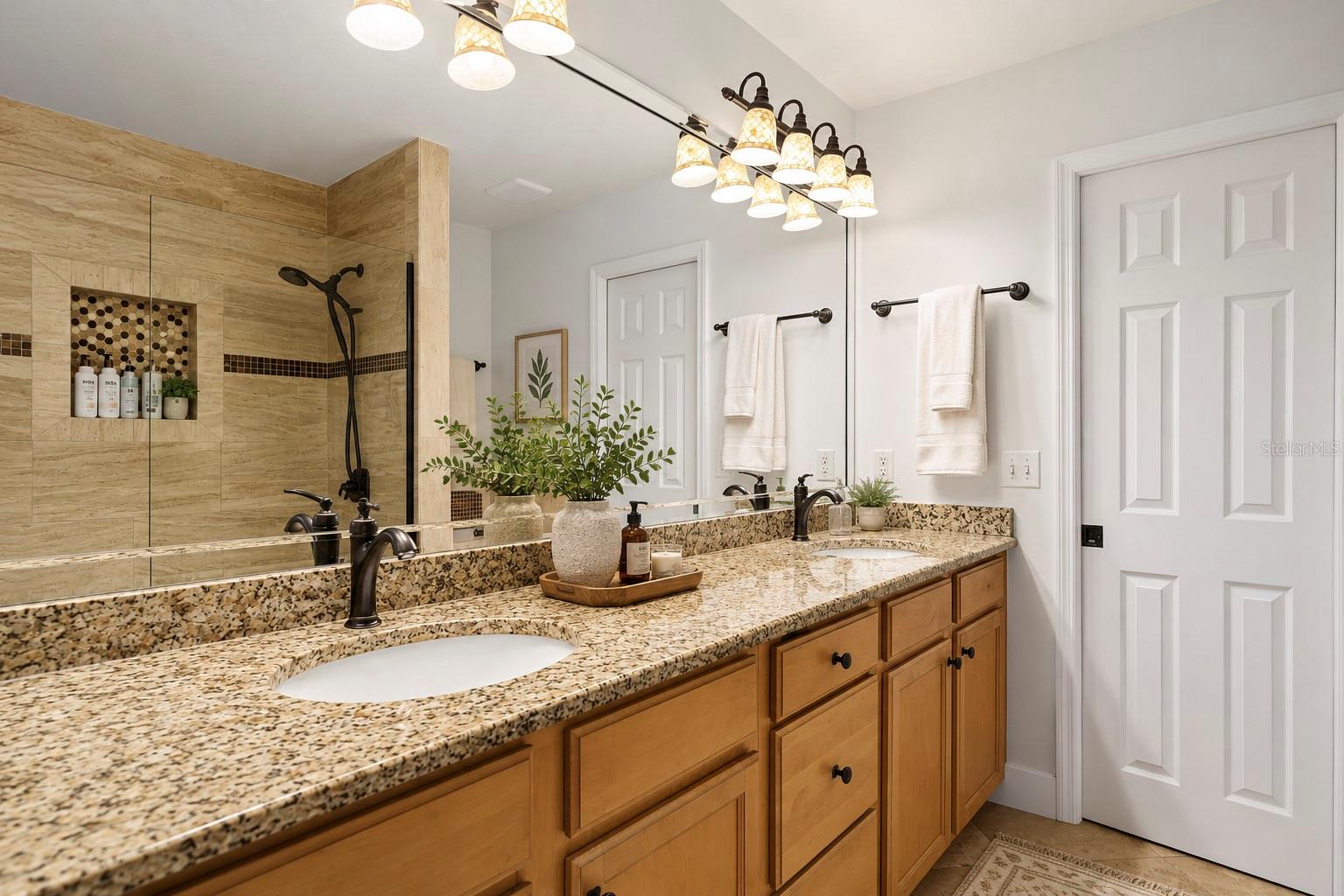 HILLCREST - Residential