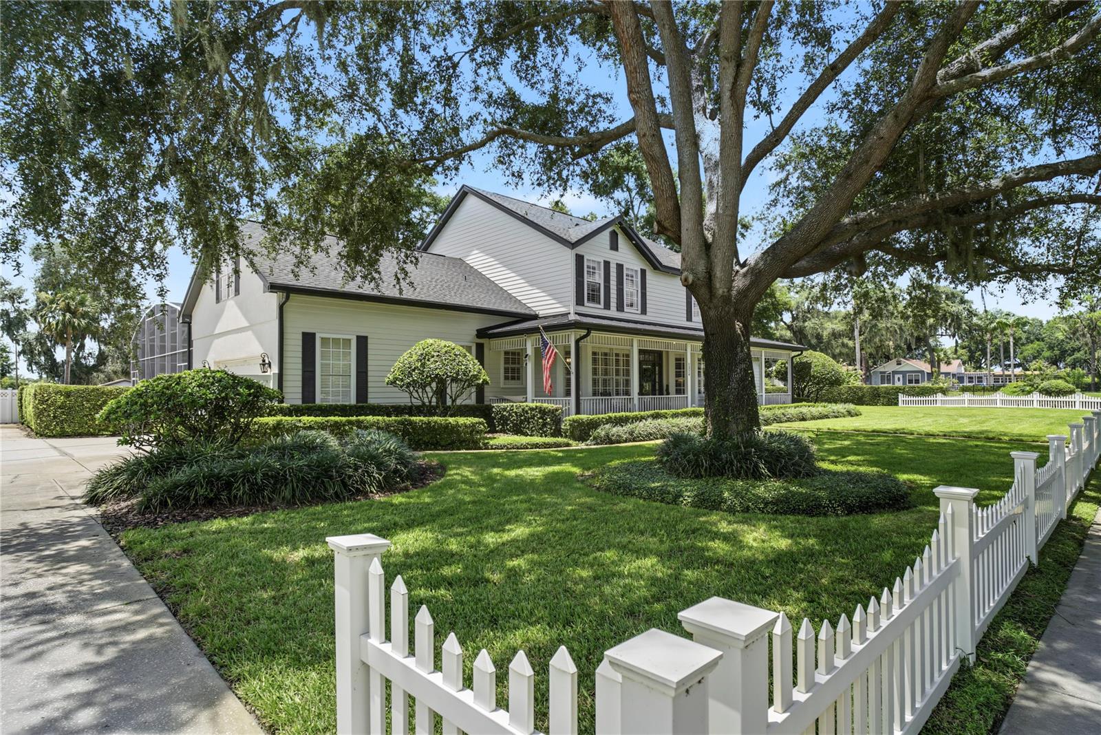 HILLCREST - Residential
