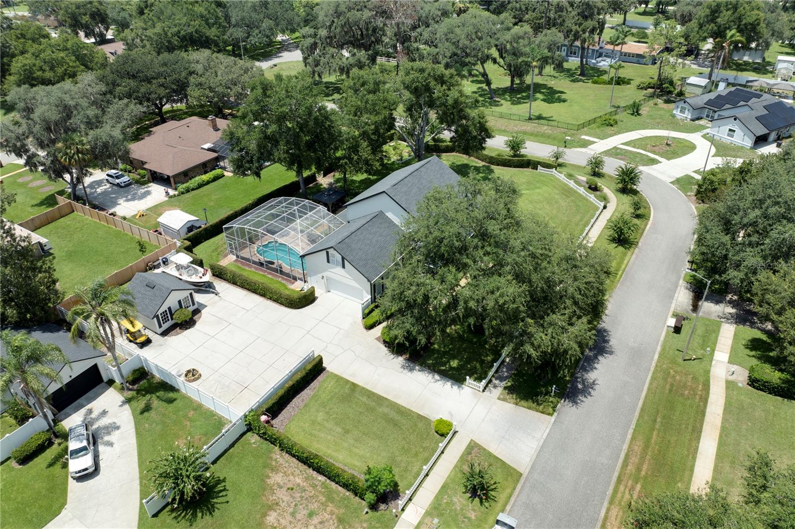HILLCREST - Residential