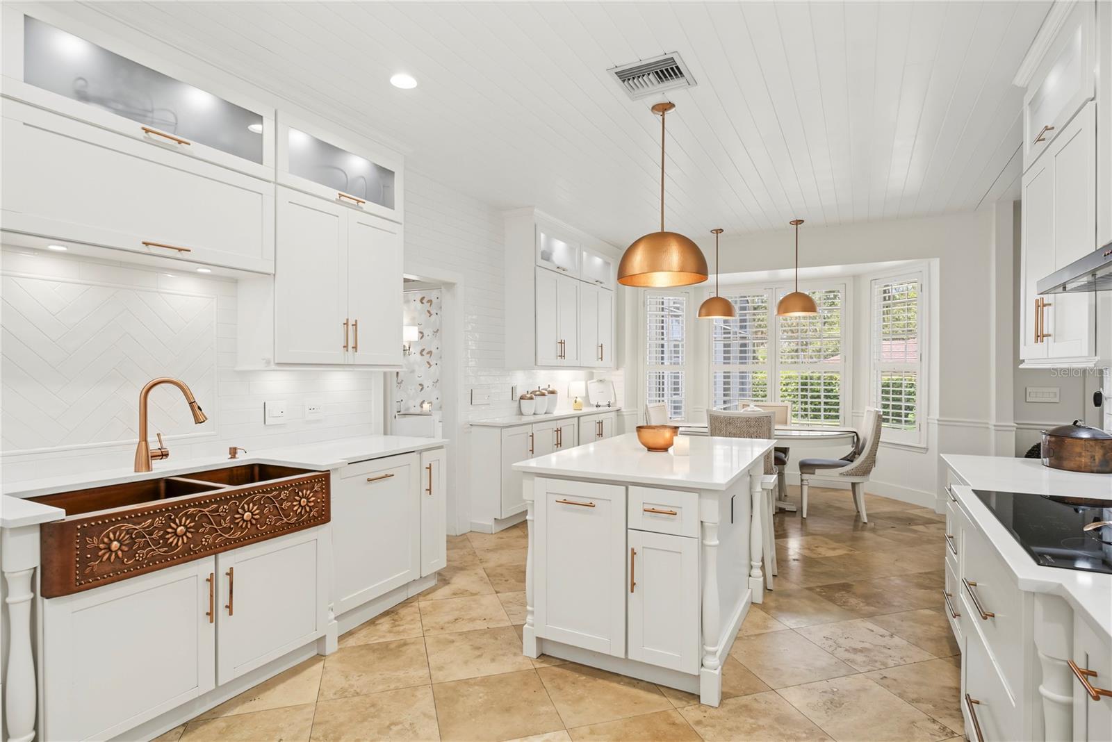 HILLCREST - Residential