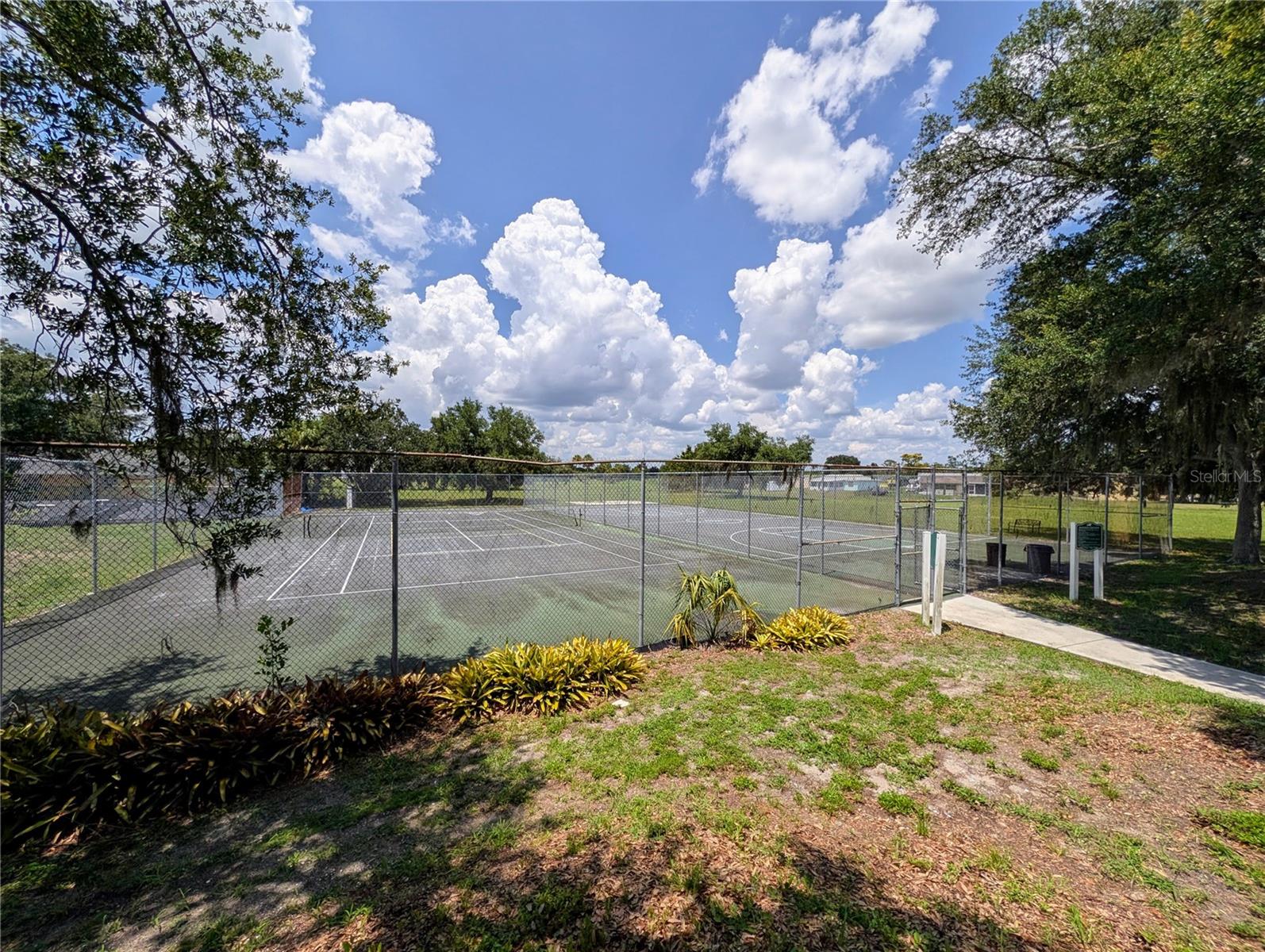 PORT CHARLOTTE SUB 52 - Residential Lease