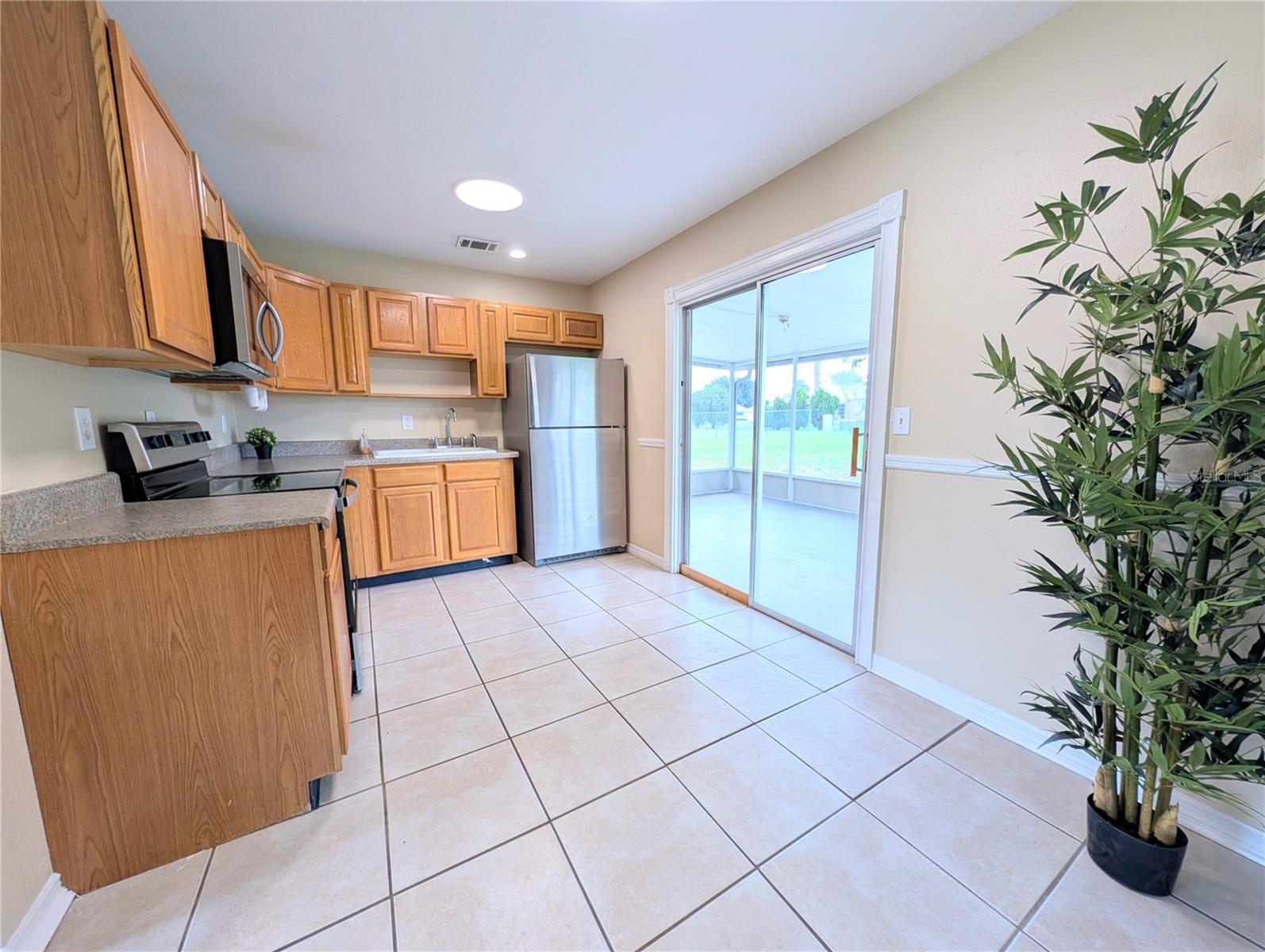 PORT CHARLOTTE SUB 52 - Residential Lease