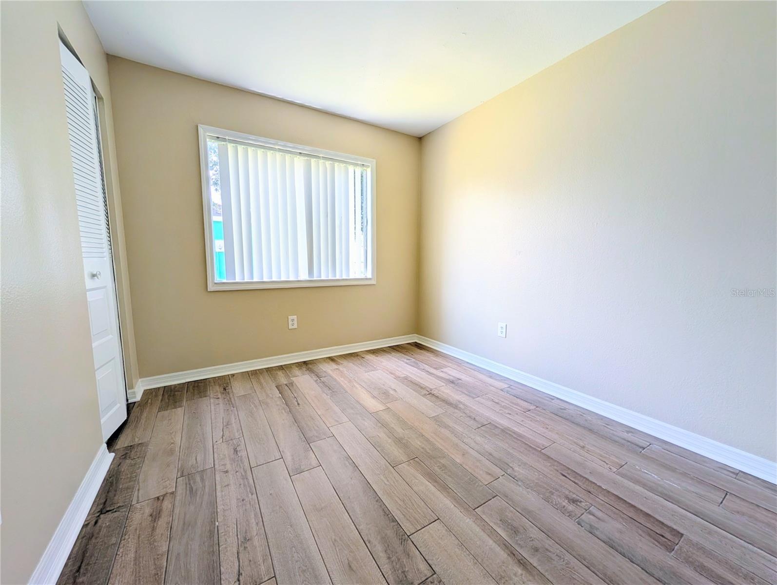PORT CHARLOTTE SUB 52 - Residential Lease