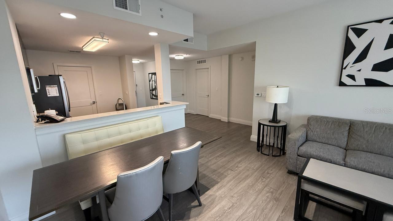 GROVE RESIDENCE & SPA HOTEL CONDO 3 - Residential