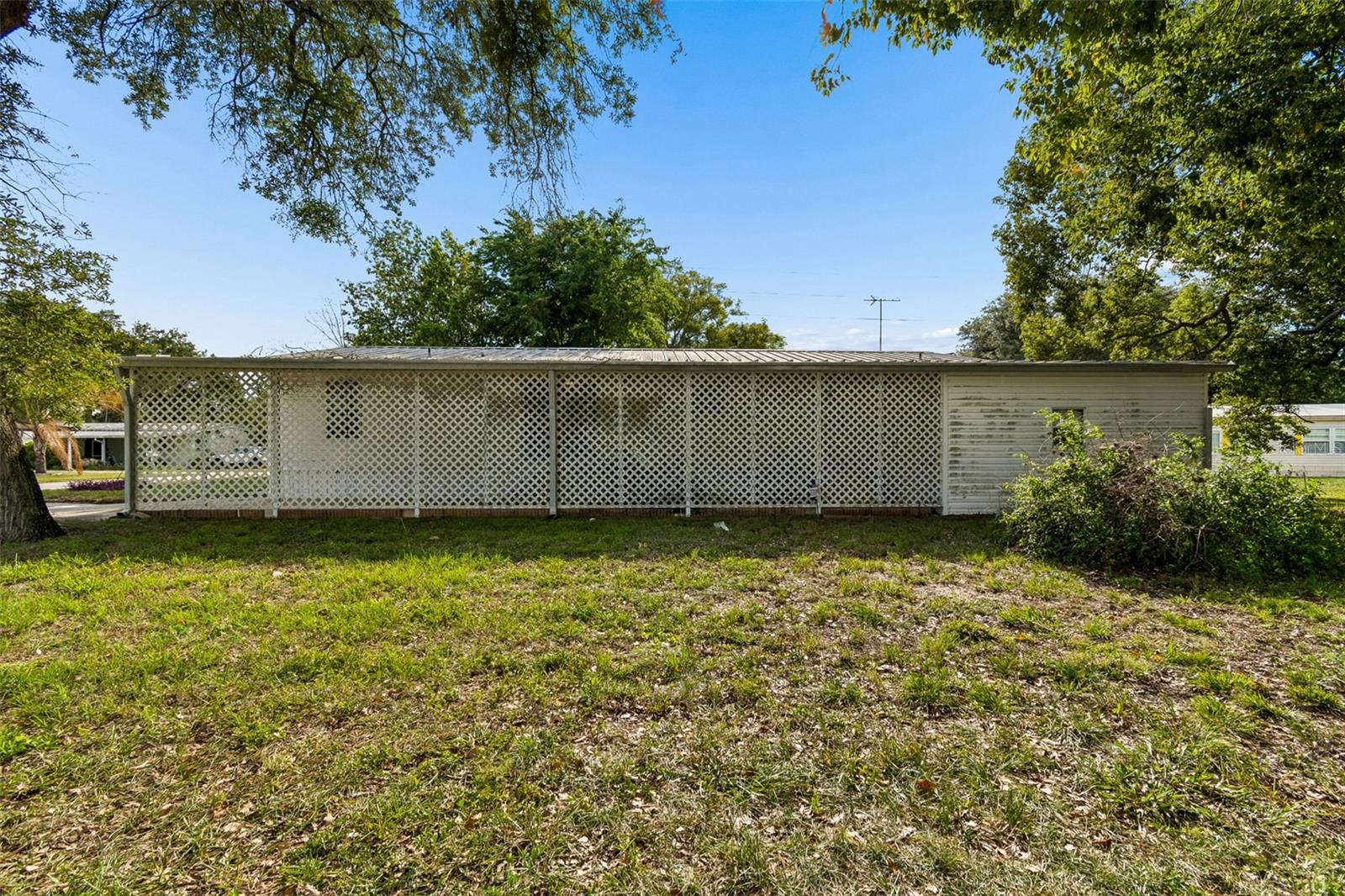 PALM ESTATES 3RD ADD - Residential