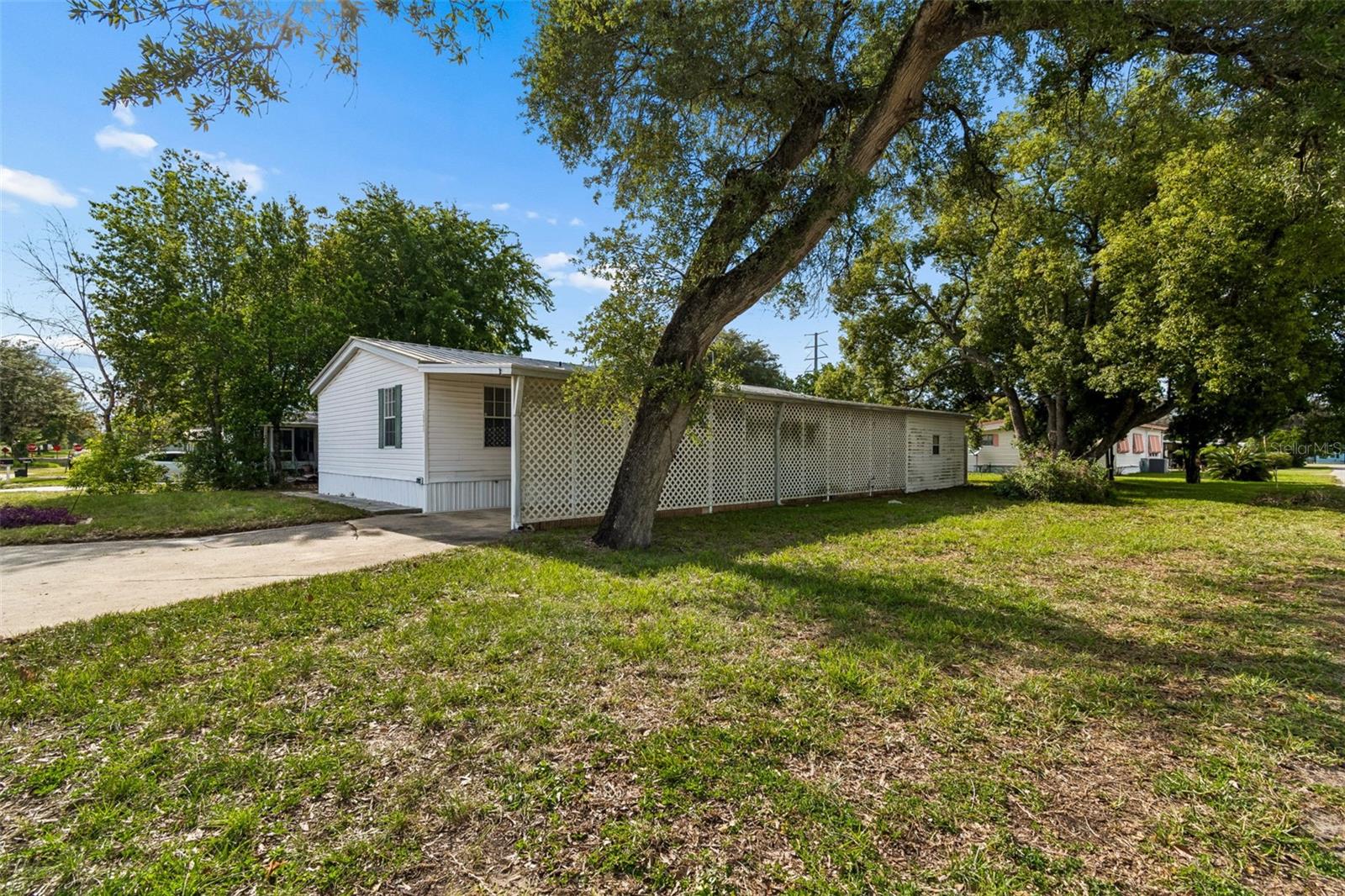 PALM ESTATES 3RD ADD - Residential