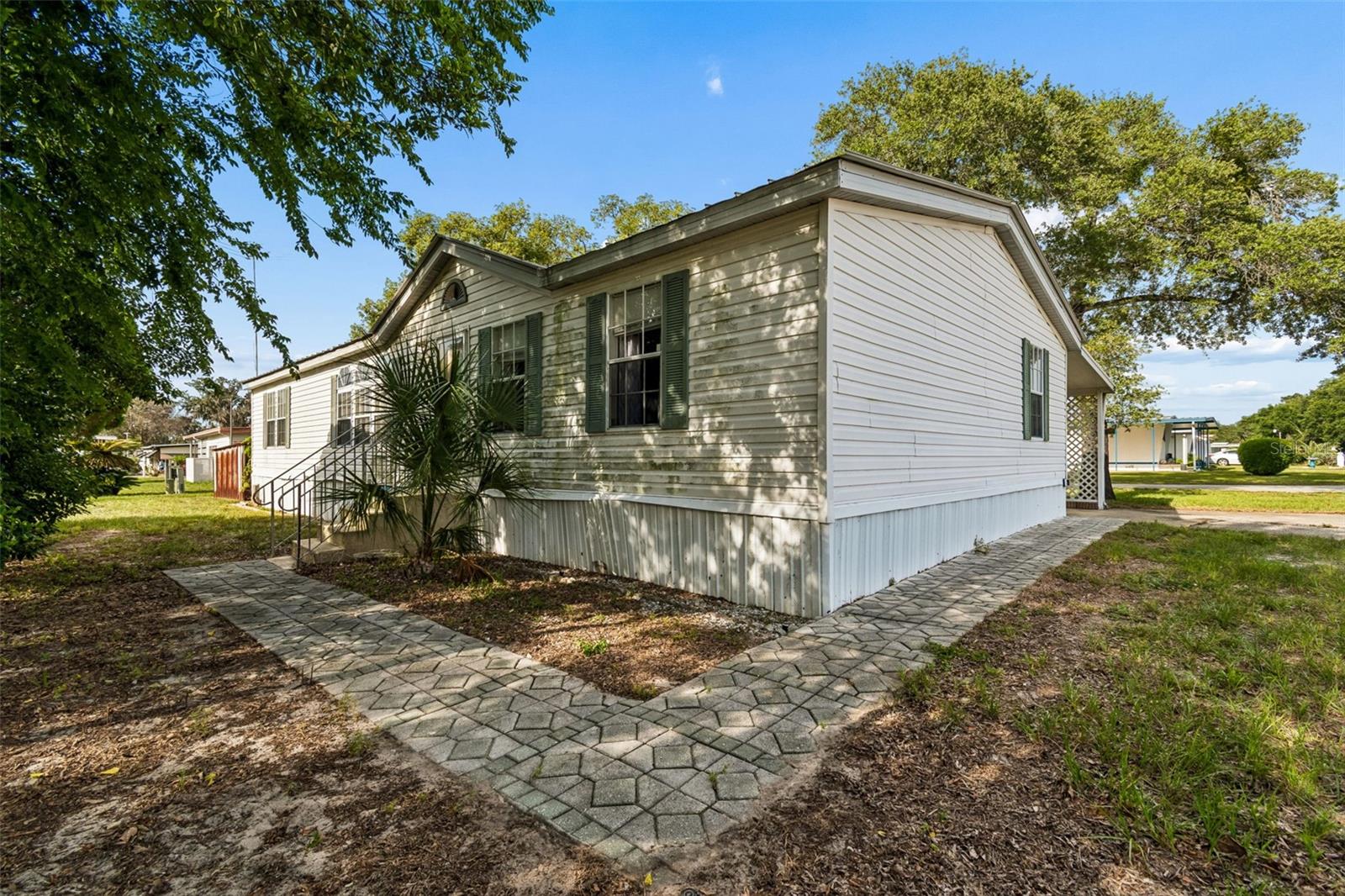 PALM ESTATES 3RD ADD - Residential