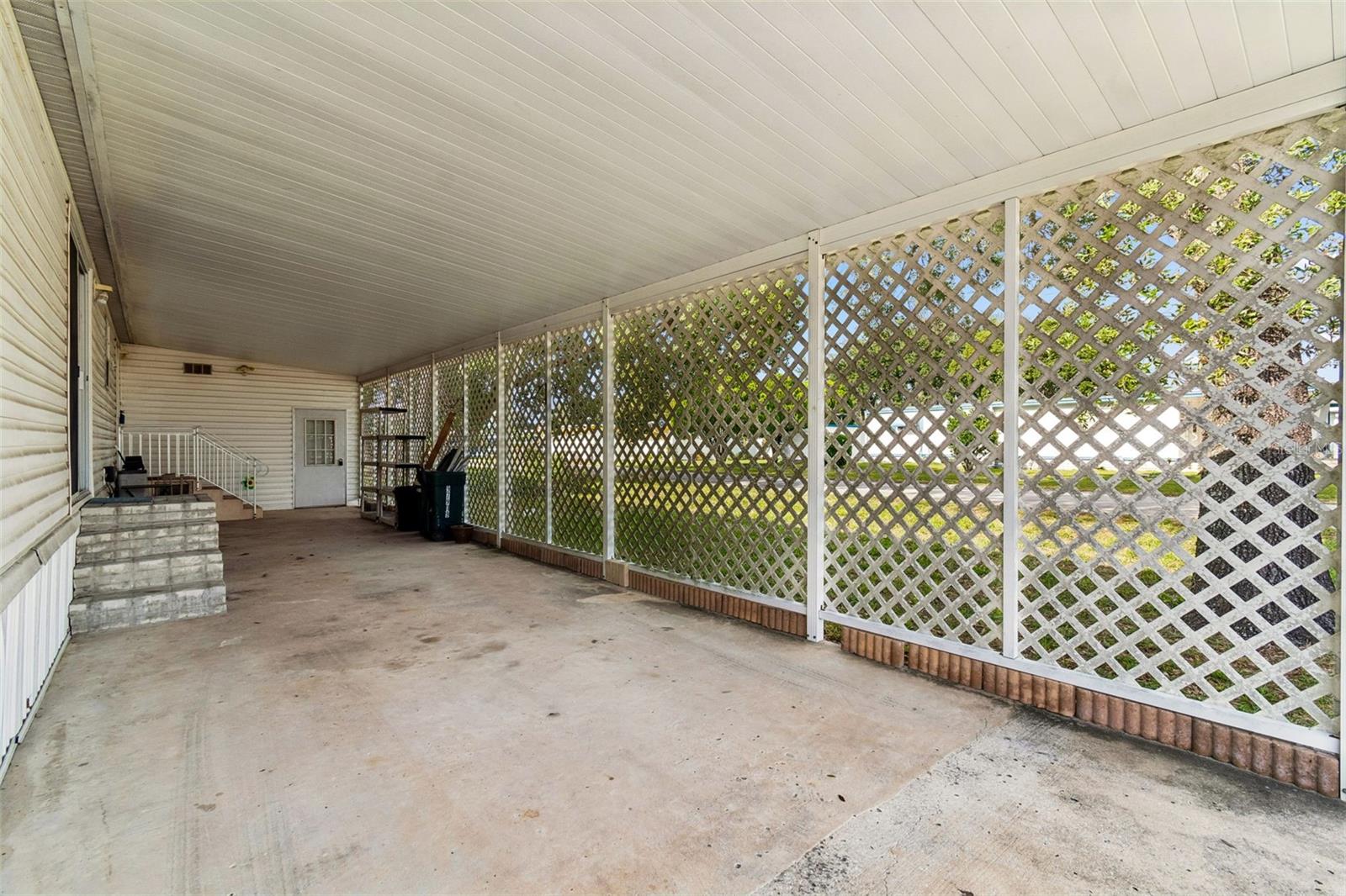 PALM ESTATES 3RD ADD - Residential