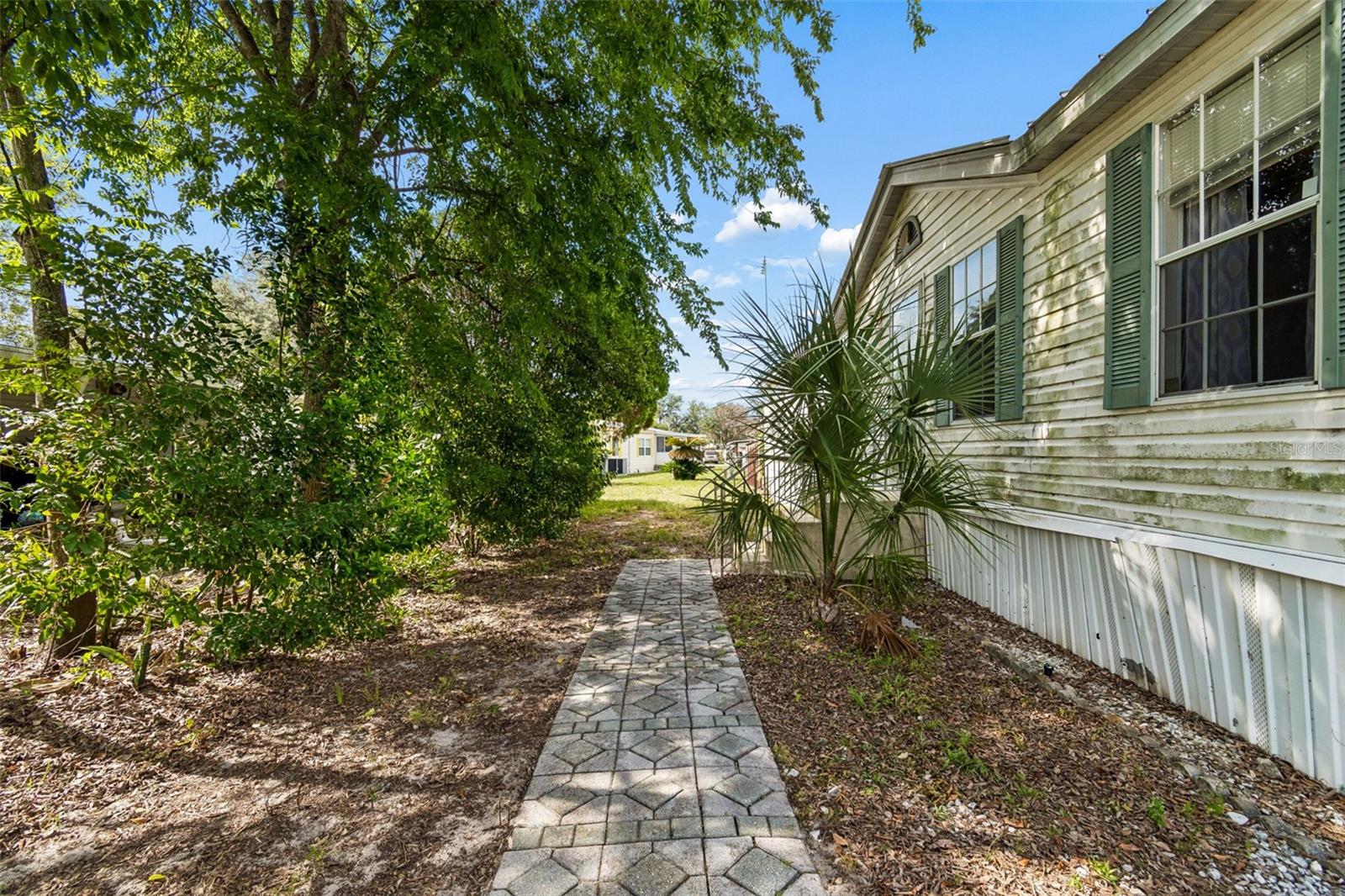 PALM ESTATES 3RD ADD - Residential
