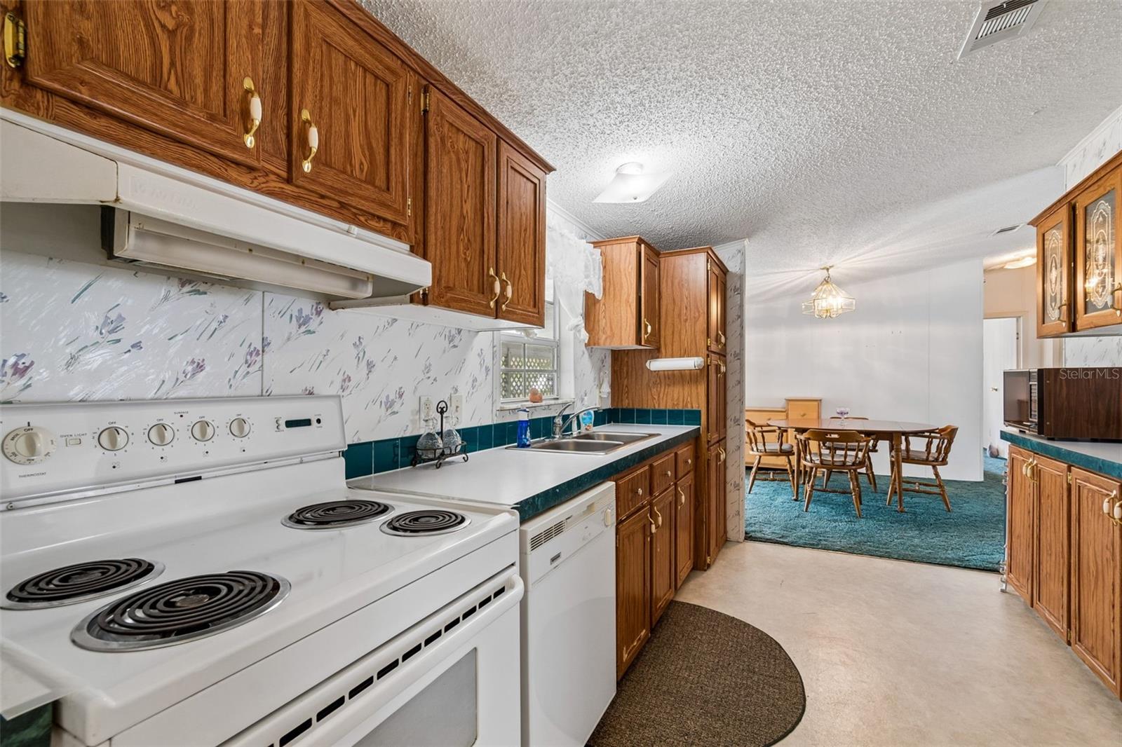 PALM ESTATES 3RD ADD - Residential