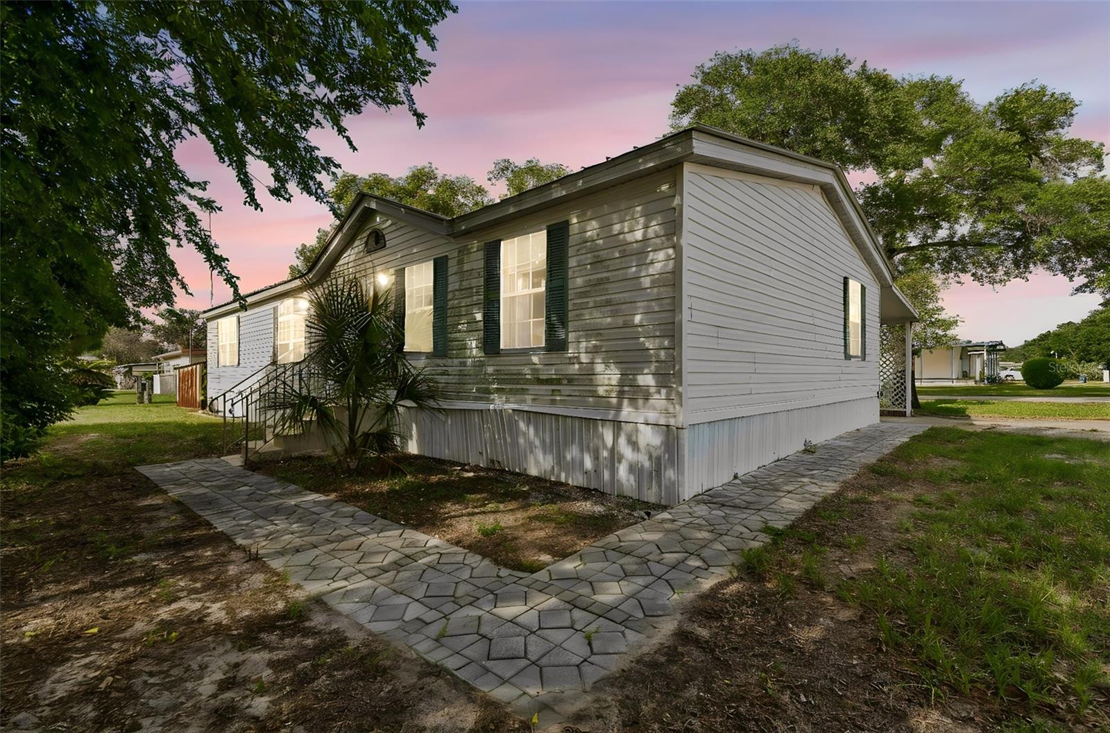 PALM ESTATES 3RD ADD - Residential
