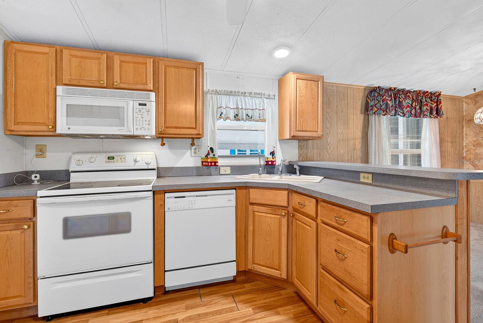 PINEY POINT HOMEOWNERS CO-OP - Residential