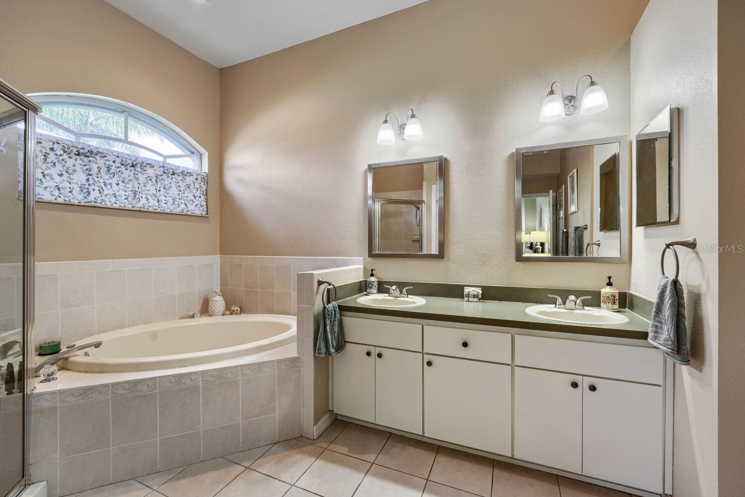 RIVER RIDGE COUNTRY CLUB PH 01 UNIT 02A - Residential
