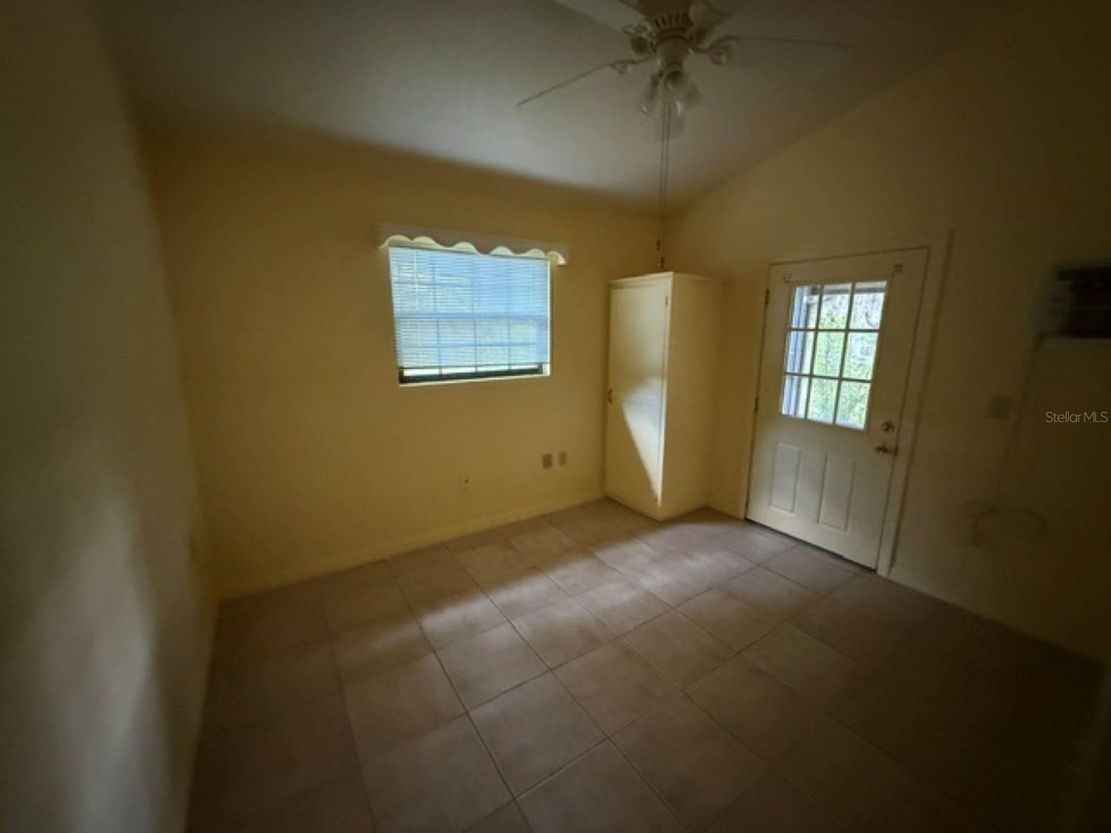 QUAIL LAKE - Residential