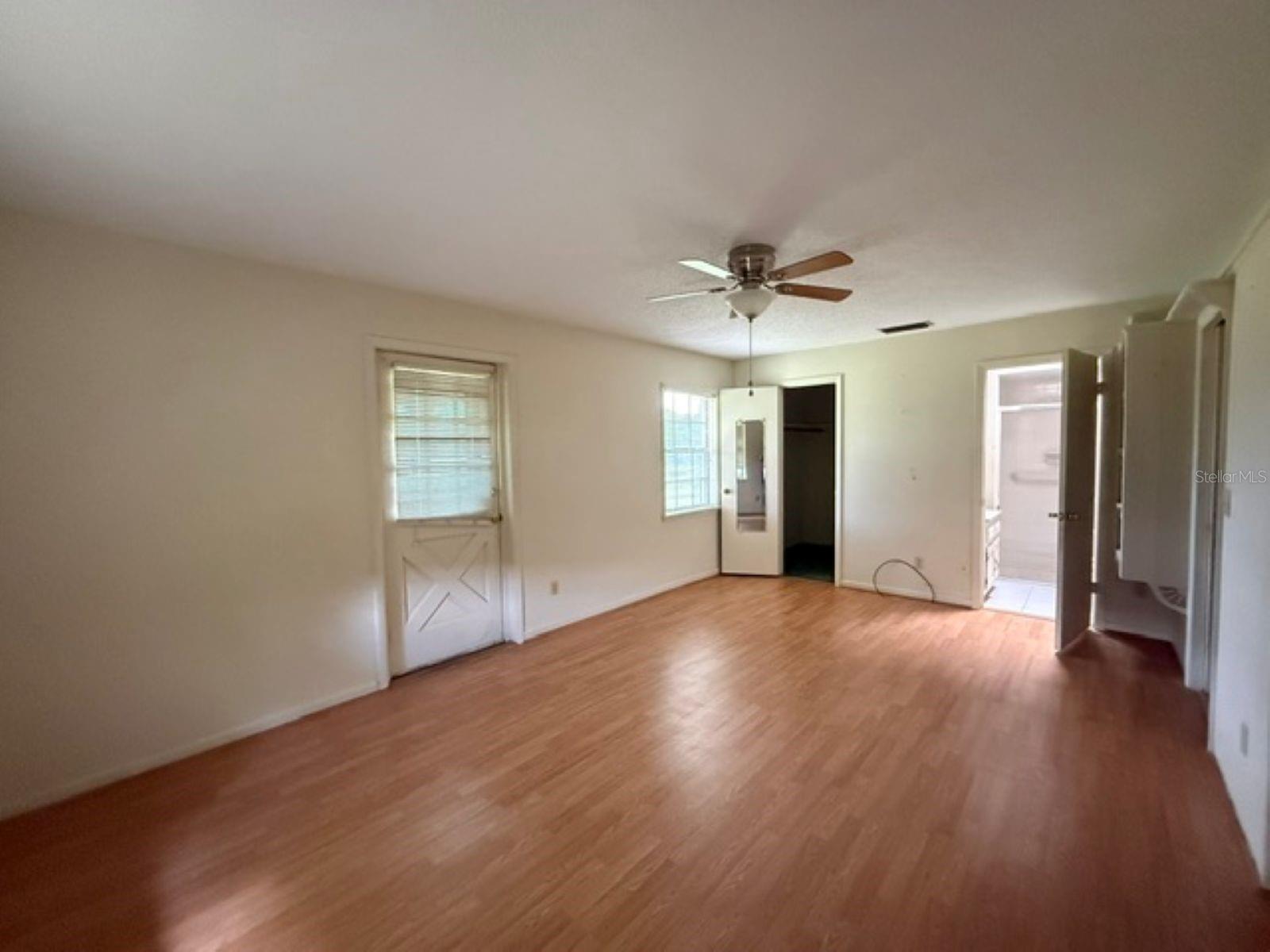 QUAIL LAKE - Residential