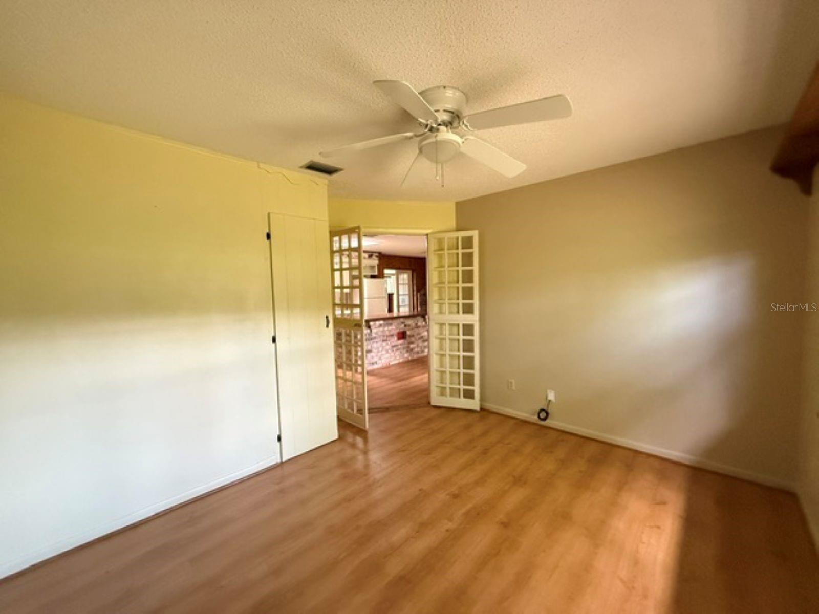 QUAIL LAKE - Residential
