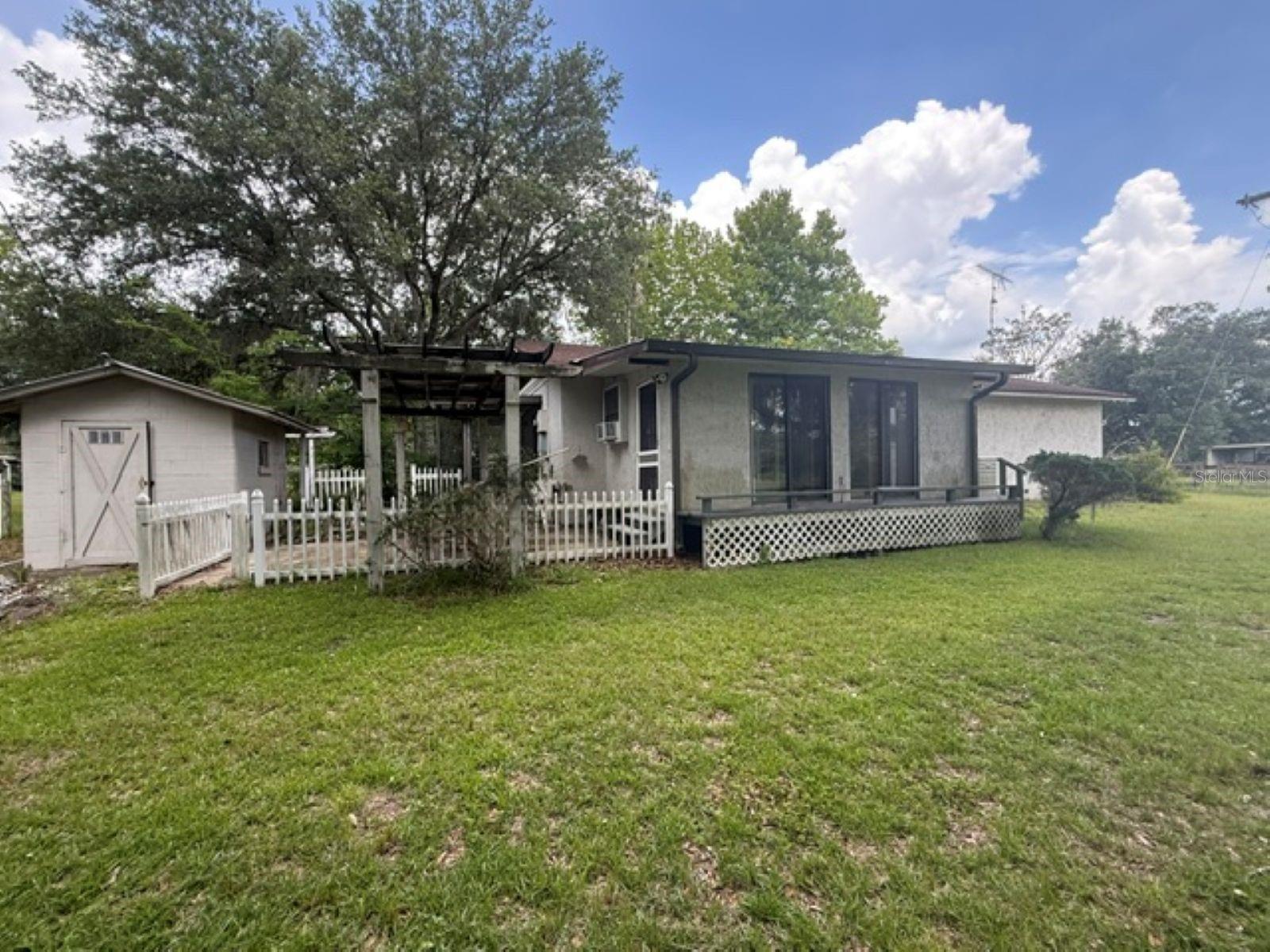 QUAIL LAKE - Residential