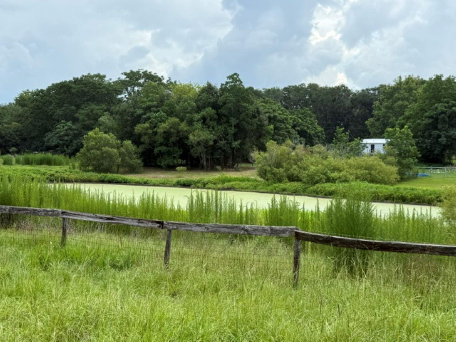 QUAIL LAKE - Residential