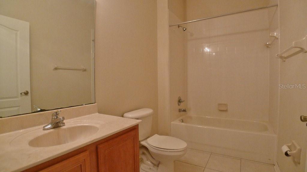 SEVEN OAKS PRCL S-8A - Residential Lease