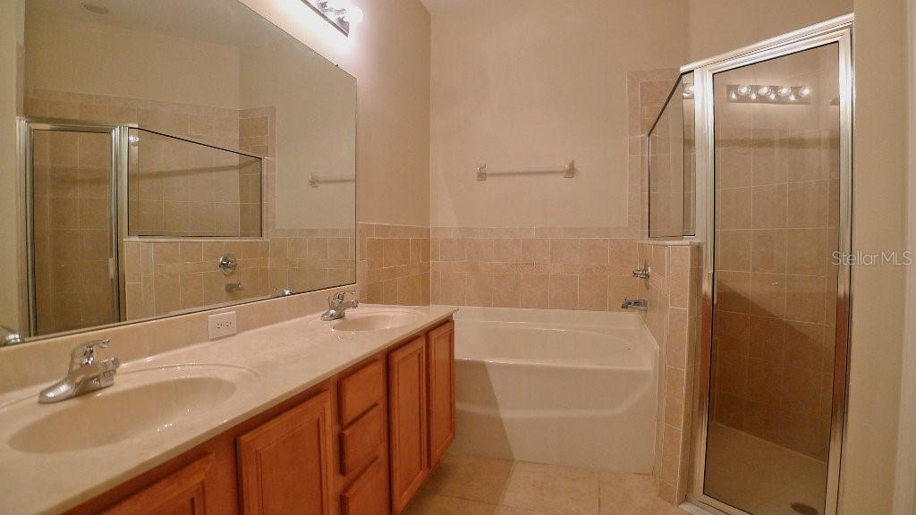 SEVEN OAKS PRCL S-8A - Residential Lease