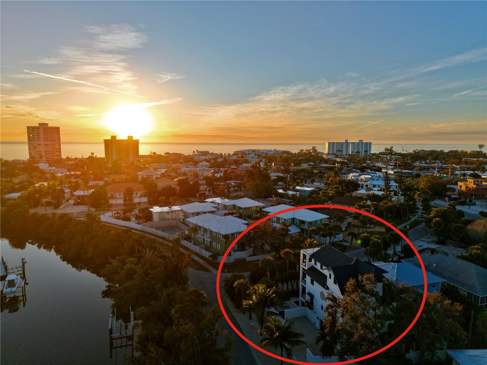 SARASOTA BEACH - Residential