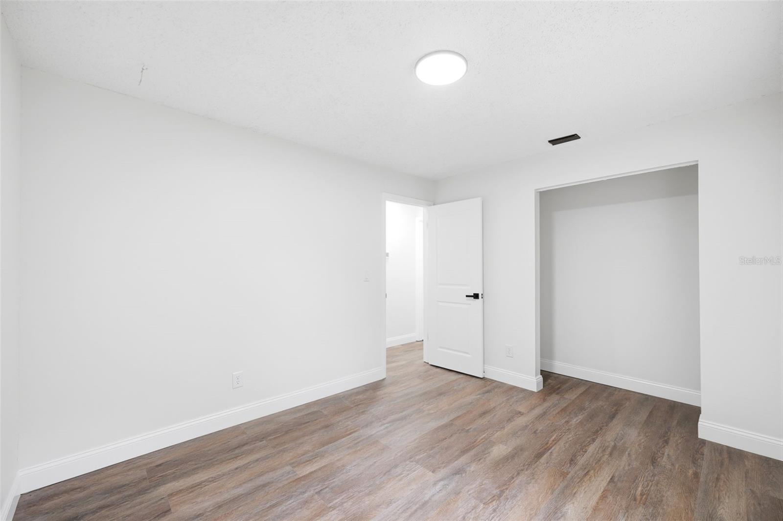 HILLSBORO PARK - Residential