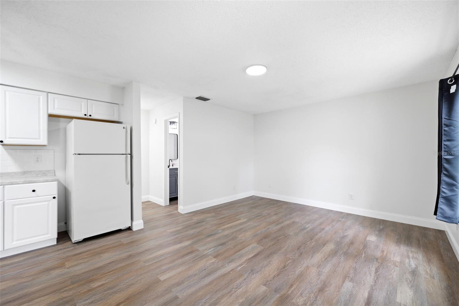 HILLSBORO PARK - Residential