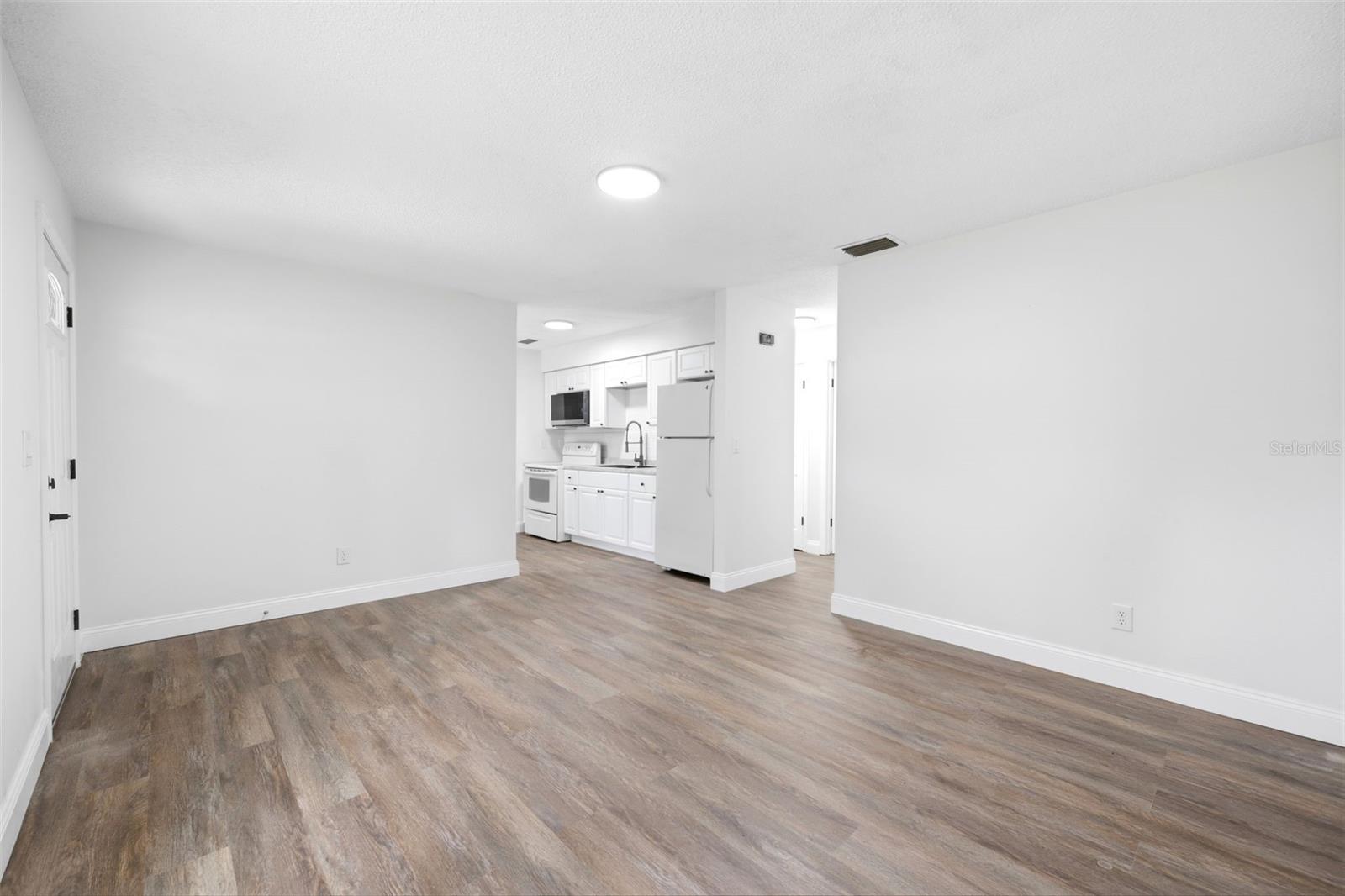 HILLSBORO PARK - Residential