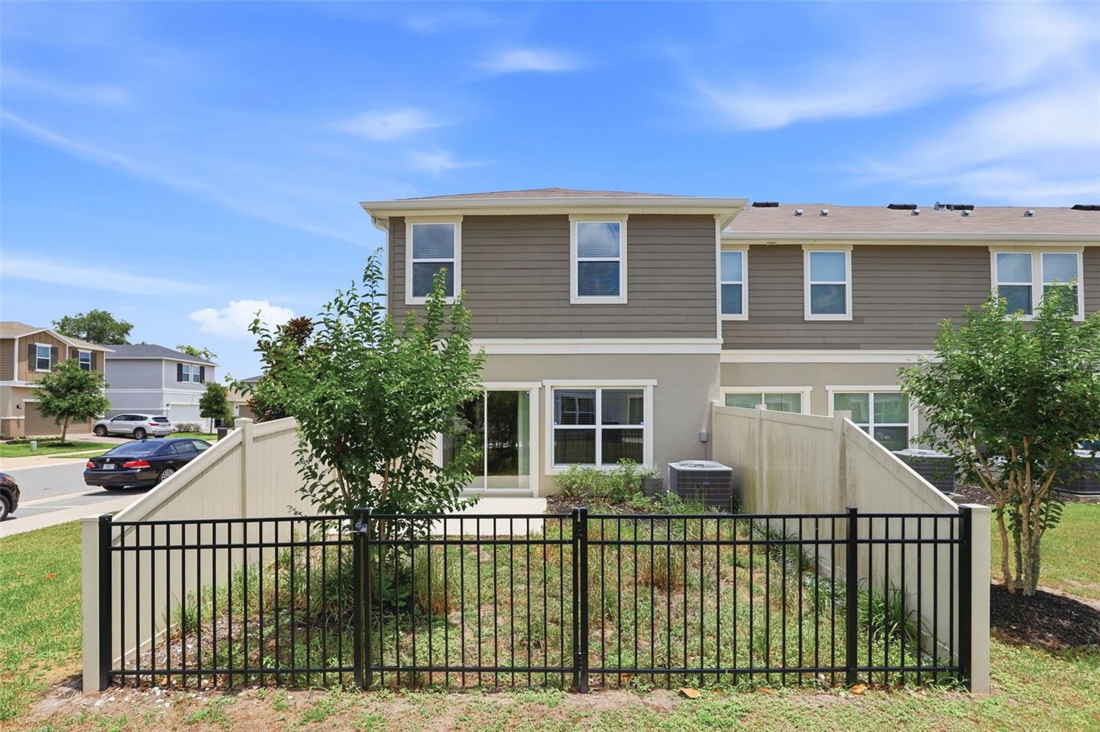 LANDINGS AT RIVERBEND - Residential Lease