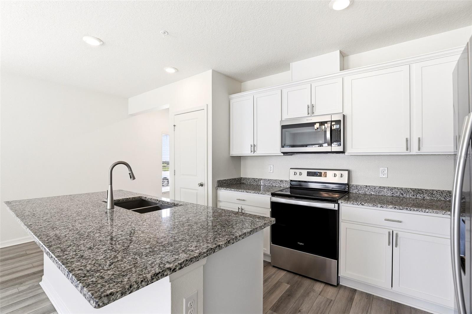 LANDINGS AT RIVERBEND - Residential Lease