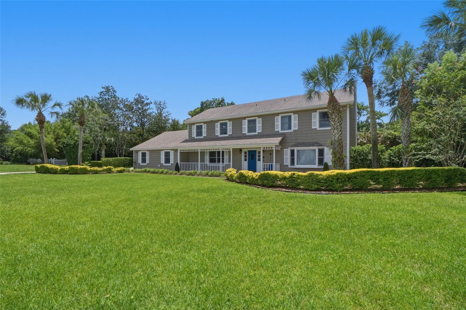 WHISPERING WINDS - Residential