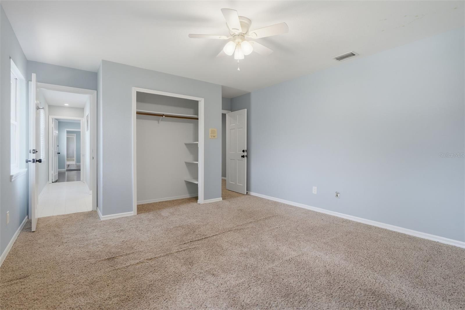 WHISPERING WINDS - Residential