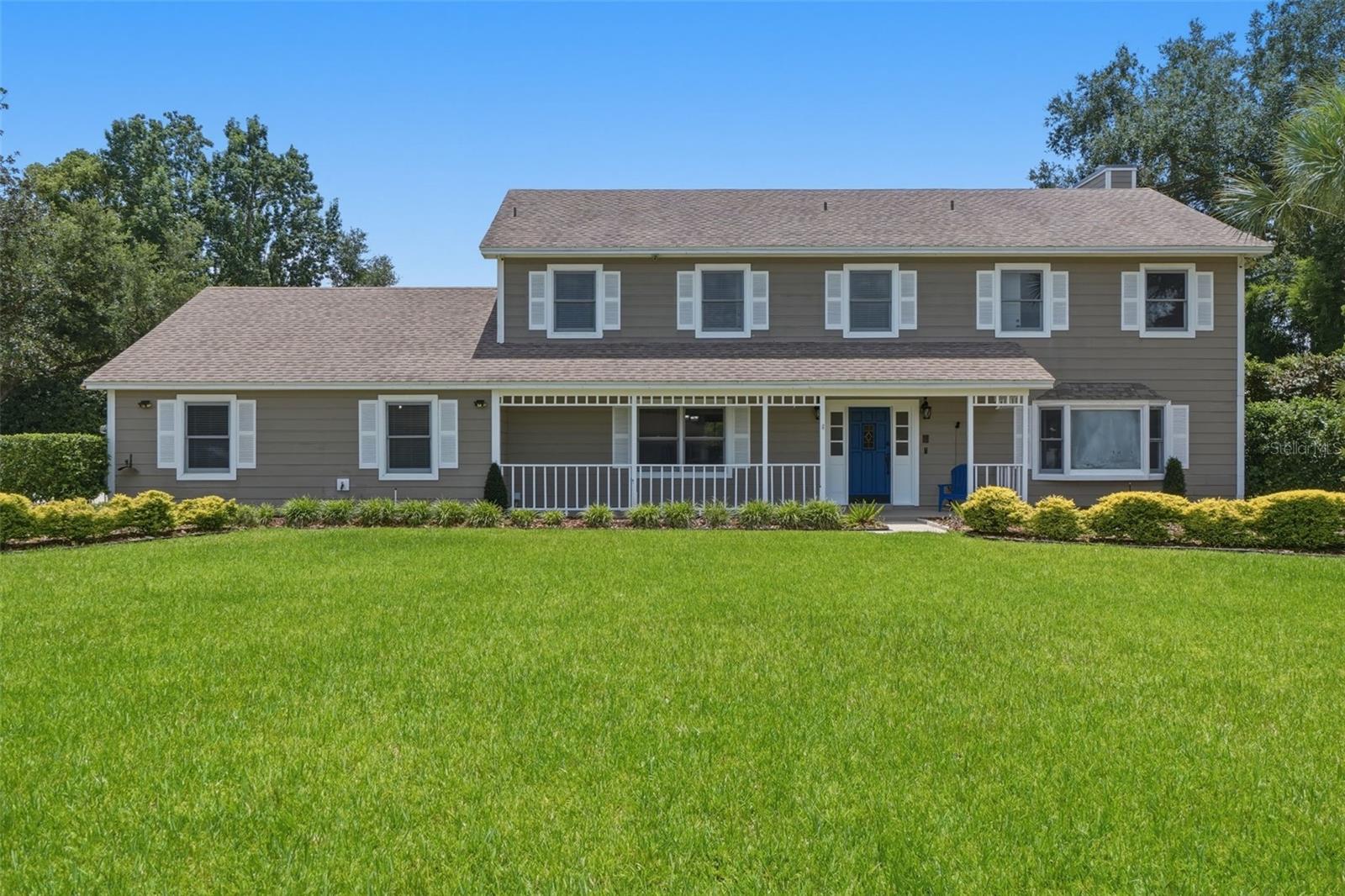 WHISPERING WINDS - Residential
