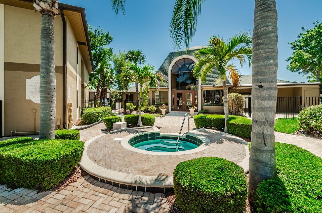 BELLA VISTA ON LAKE - Residential