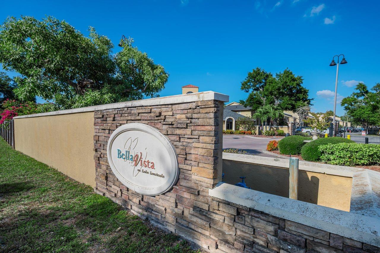 BELLA VISTA ON LAKE - Residential