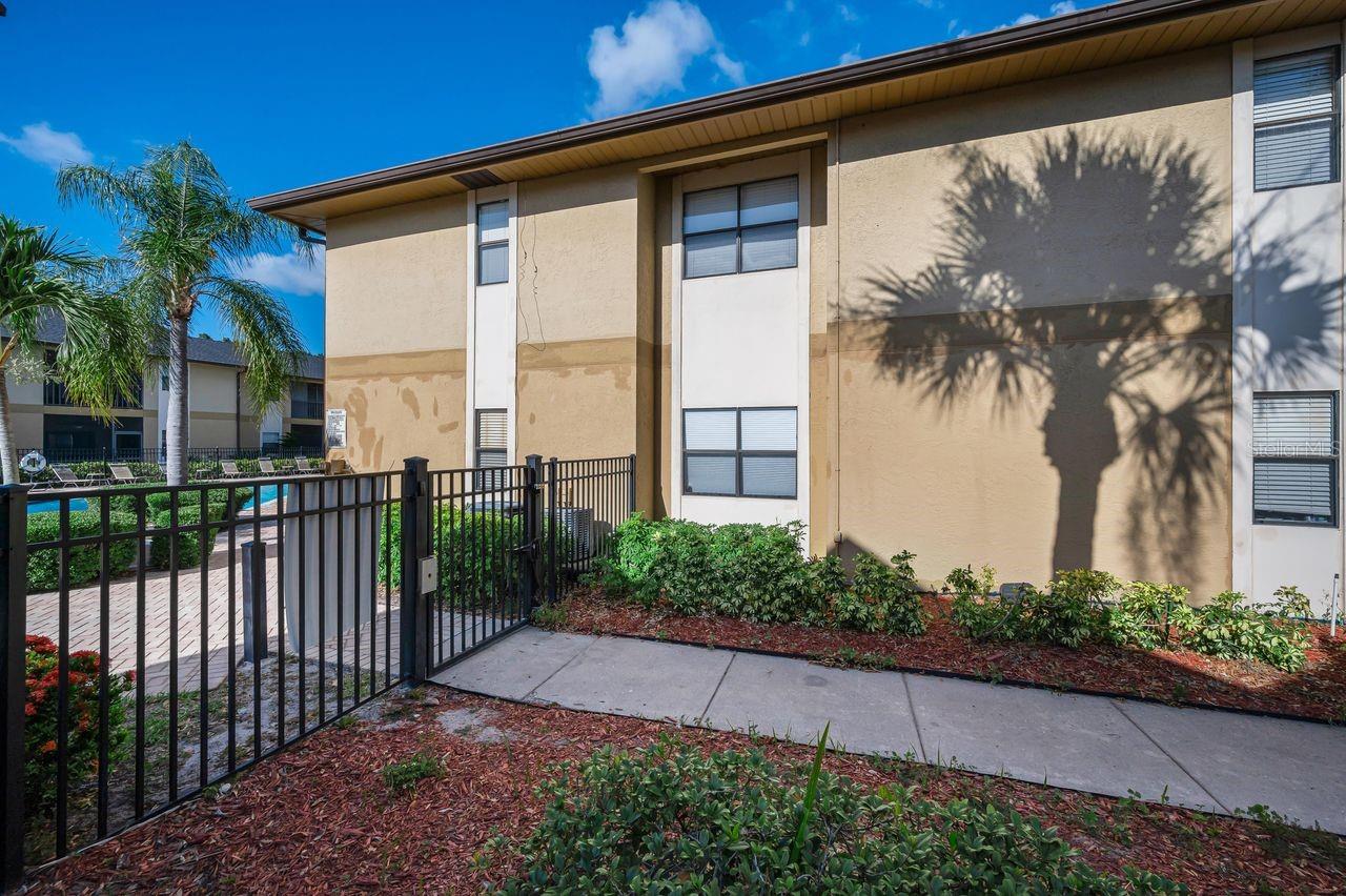 BELLA VISTA ON LAKE - Residential