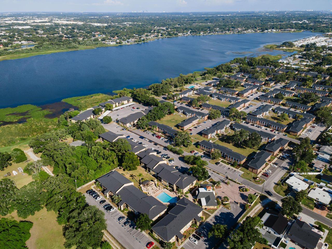 BELLA VISTA ON LAKE - Residential
