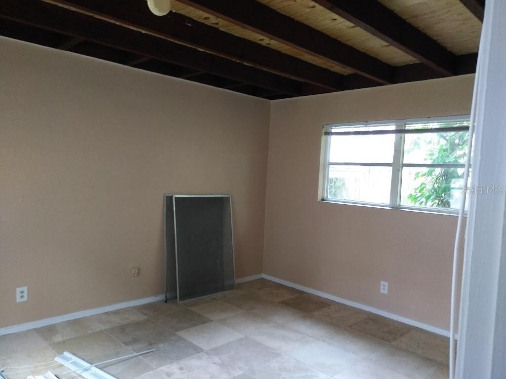 EAST DAYTONA - Residential Income