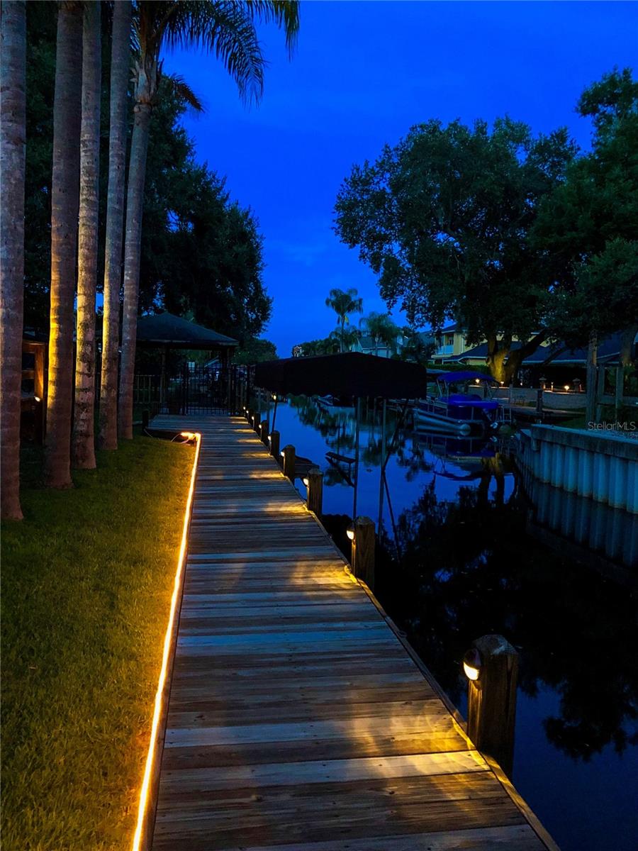 RIVER OAKS - Residential